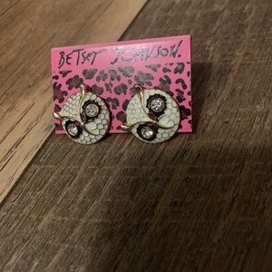 Betsy Johnson Owl stud earrings new